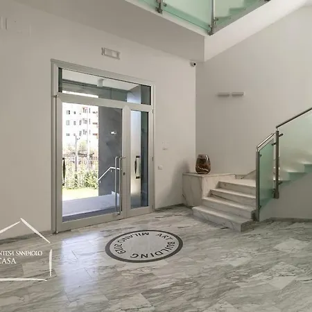 Open Space - Garden & Jacuzzi - Self Check-in מילאנו