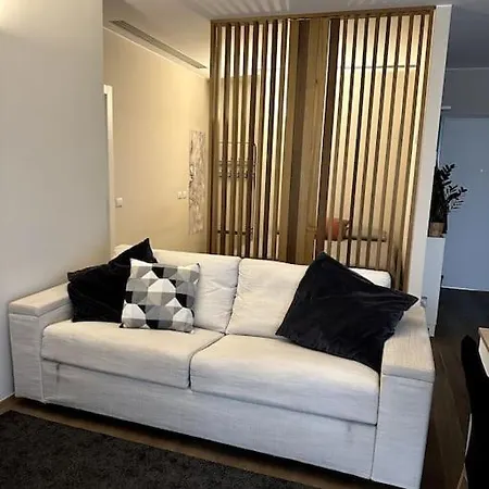 Open Space - Garden & Jacuzzi - Self Check-in * מילאנו